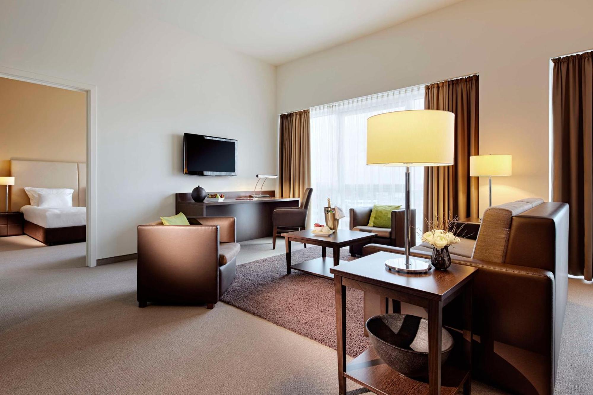 Lindner Hotel Antwerp, Part Of Jdv By Hyatt Exterior photo
